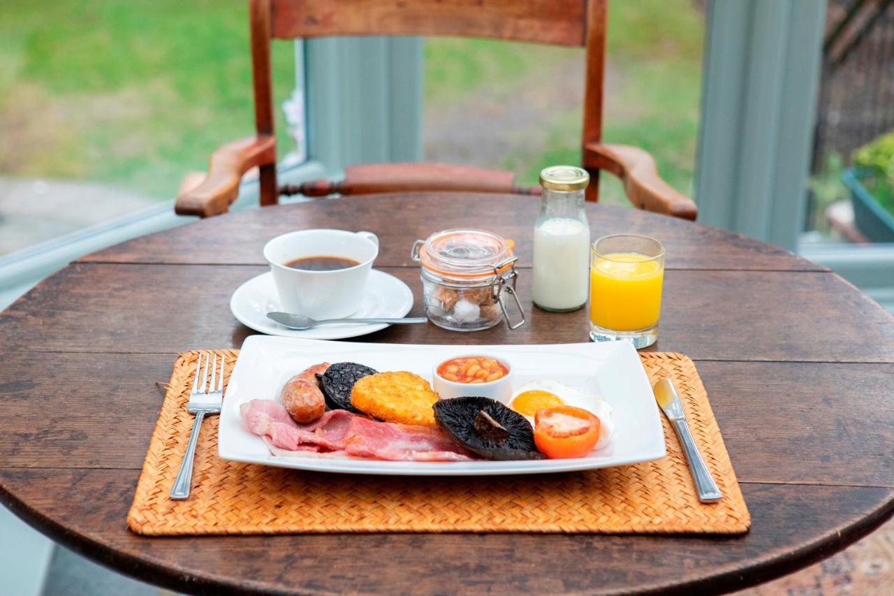 Victorian House Bed & Breakfast กราสเมียร์ ภายนอก รูปภาพ
